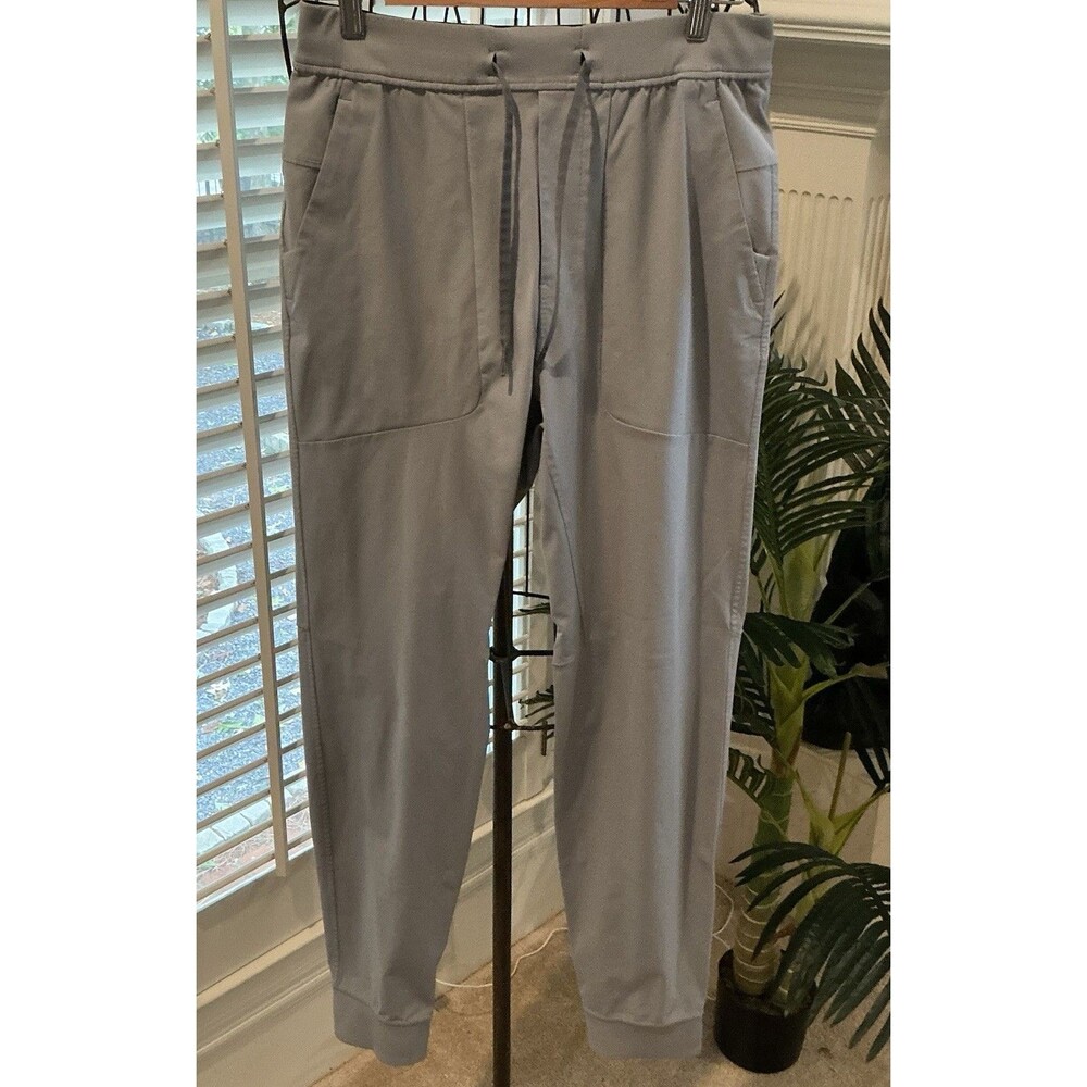 Lululemon Men’s ABC Jogger Gray Pants Size Medium EUC